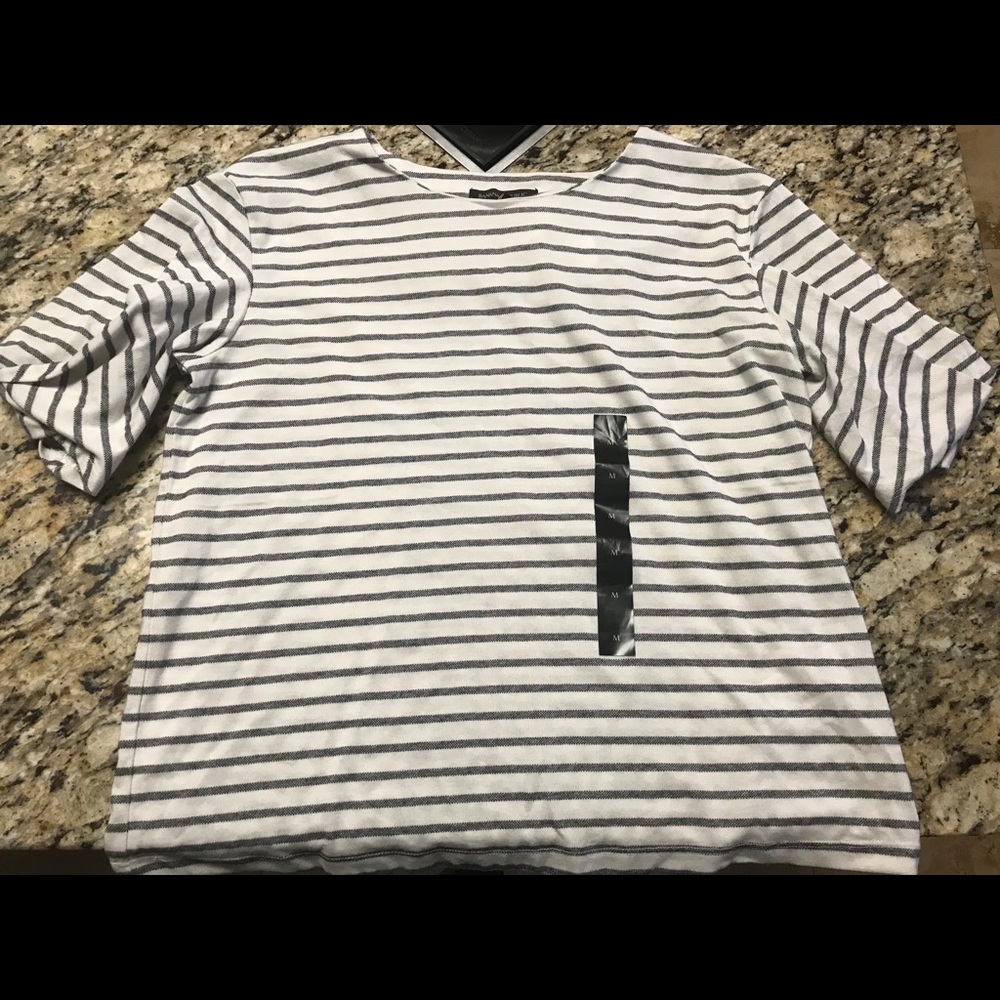 Banana Republic Balloon sleeved top NWT